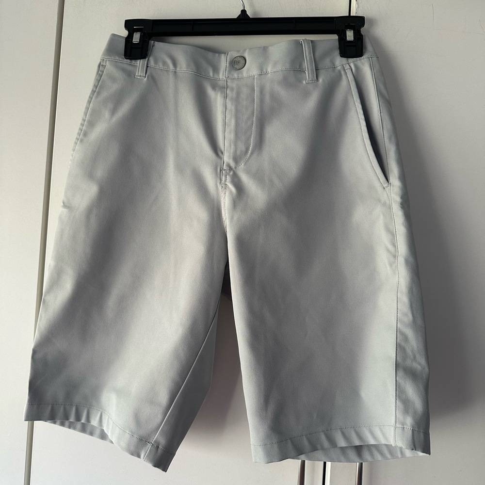 ⚪ Puma Golf Shorts 28 Gray Performance Stretch Lightweight Flat Front
